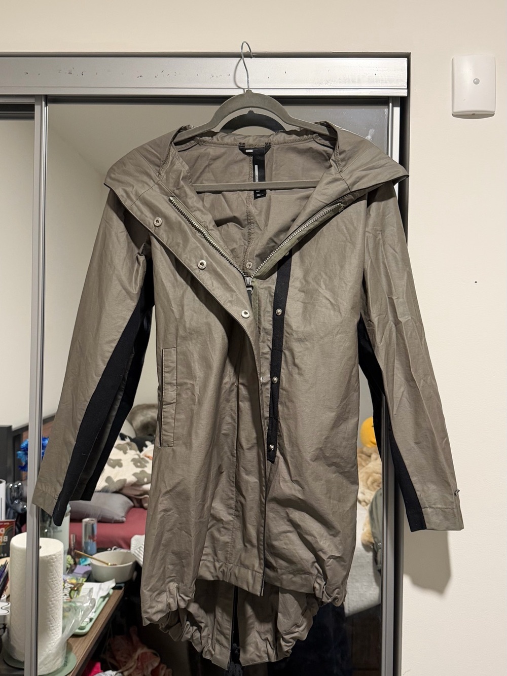 Mondetta Taupe Utility Jacket with Black Sleeve Panels